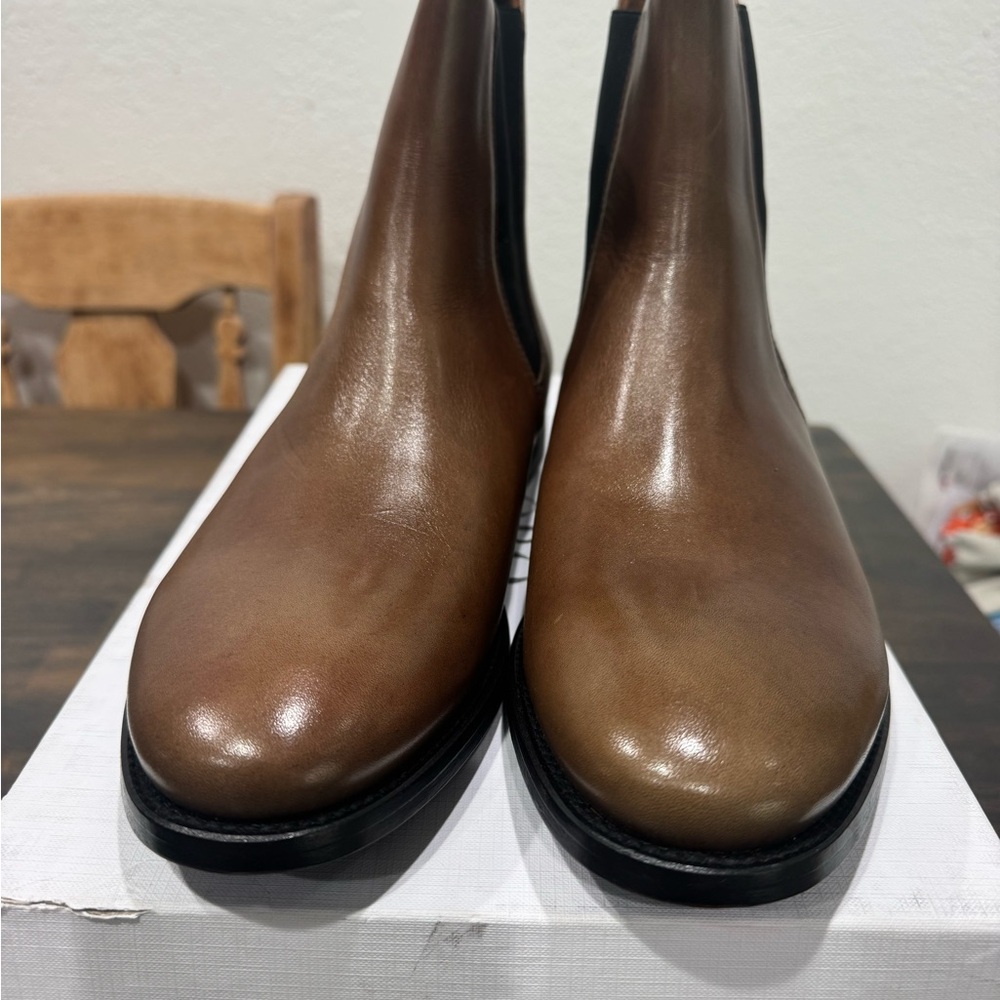 Men's Brown Leather Chelsea Boots